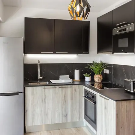 Le Mimosa - Calm - Spacious - 200m From The Sea - Parking